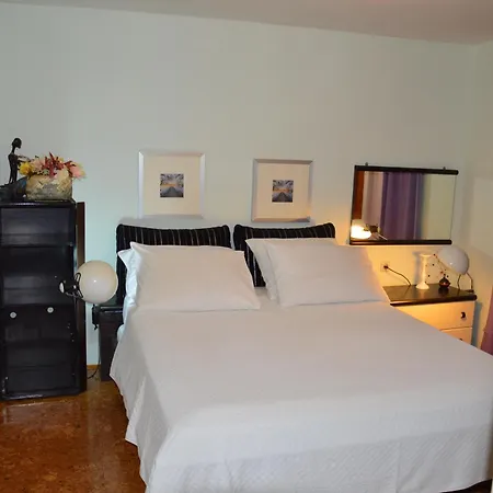 Apartment Mira